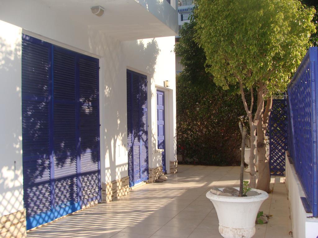 Polis Villa Lachi מראה חיצוני תמונה