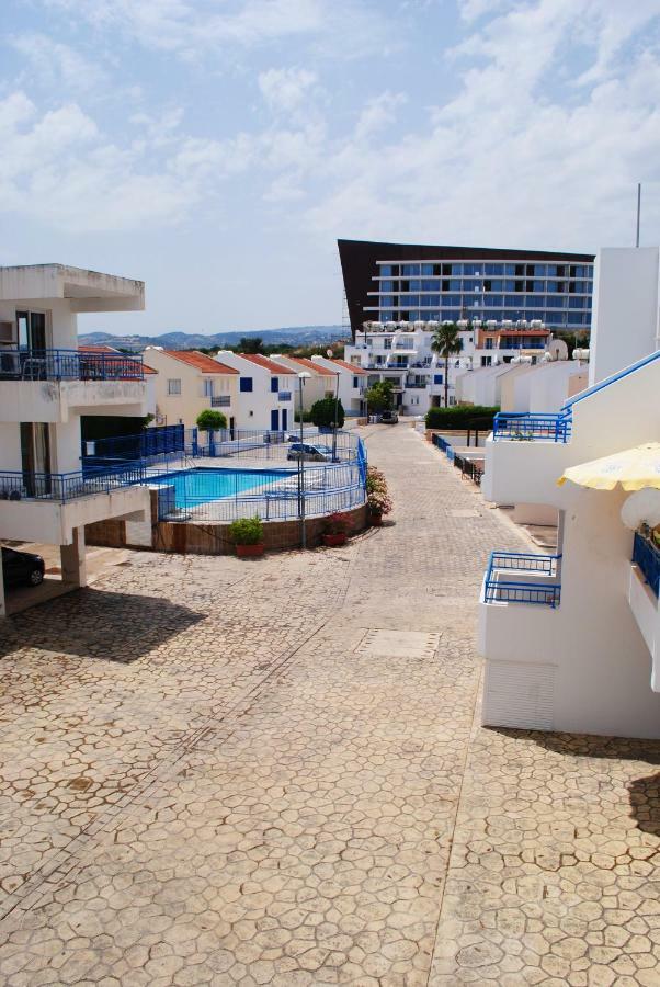 Polis Villa Lachi מראה חיצוני תמונה